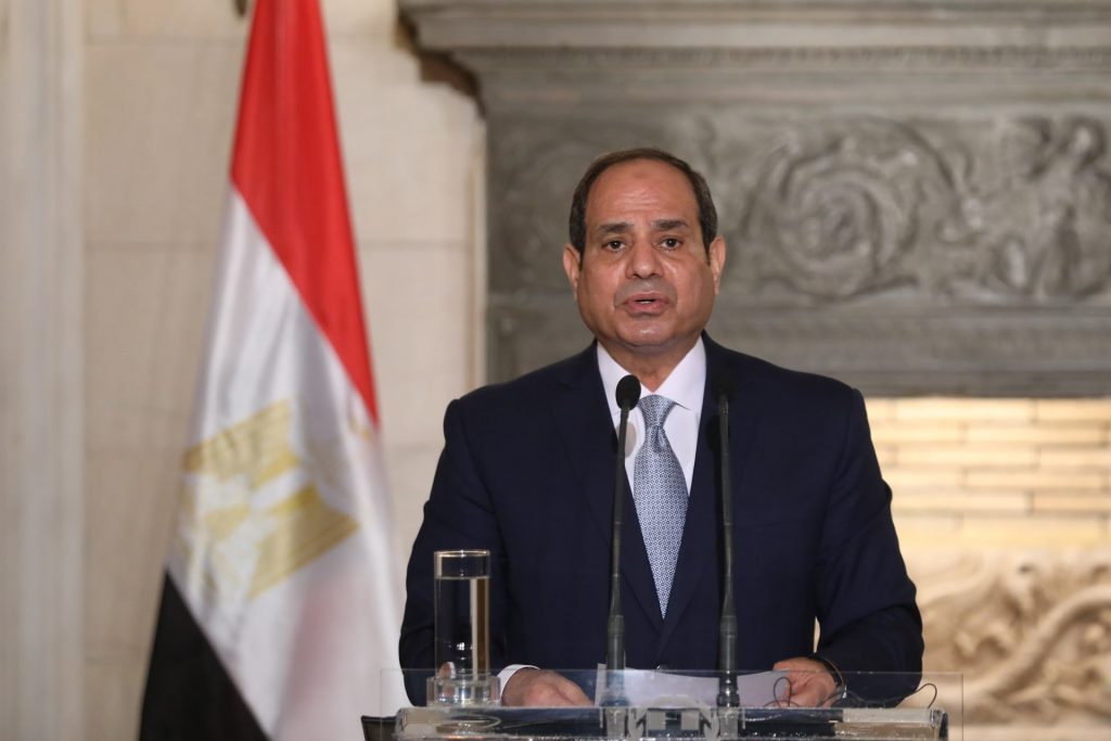 رئيس "الضرائب": نعمل على الإسراع من وتيرة تنفيذ مشروعات التطوير تنفيذا لتوجيهات وزير المالية 1 الرئيس السيسى 1