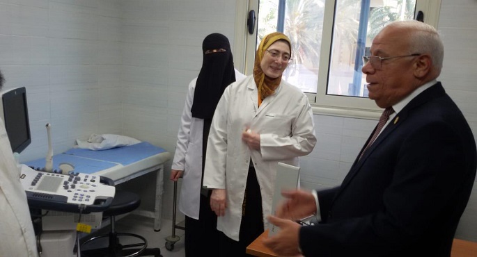 محافظ بورسعيد: منظومة التأمين الصحي حسنت الرعاية الطبية وإنهاء قوائم الانتظار 1 محافظ برسعيد يتفقد وحدات صحية1684950544