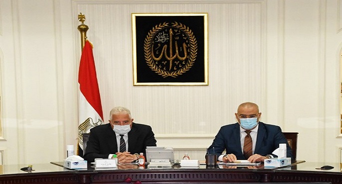 وزير الإسكان ومحافظ جنوب سيناء يتفقدان مكونات مشروع تطوير "موقع التجلي الأعظم" 1 وزير الاسكان ومحافظ جنوب سيناء 11685443023