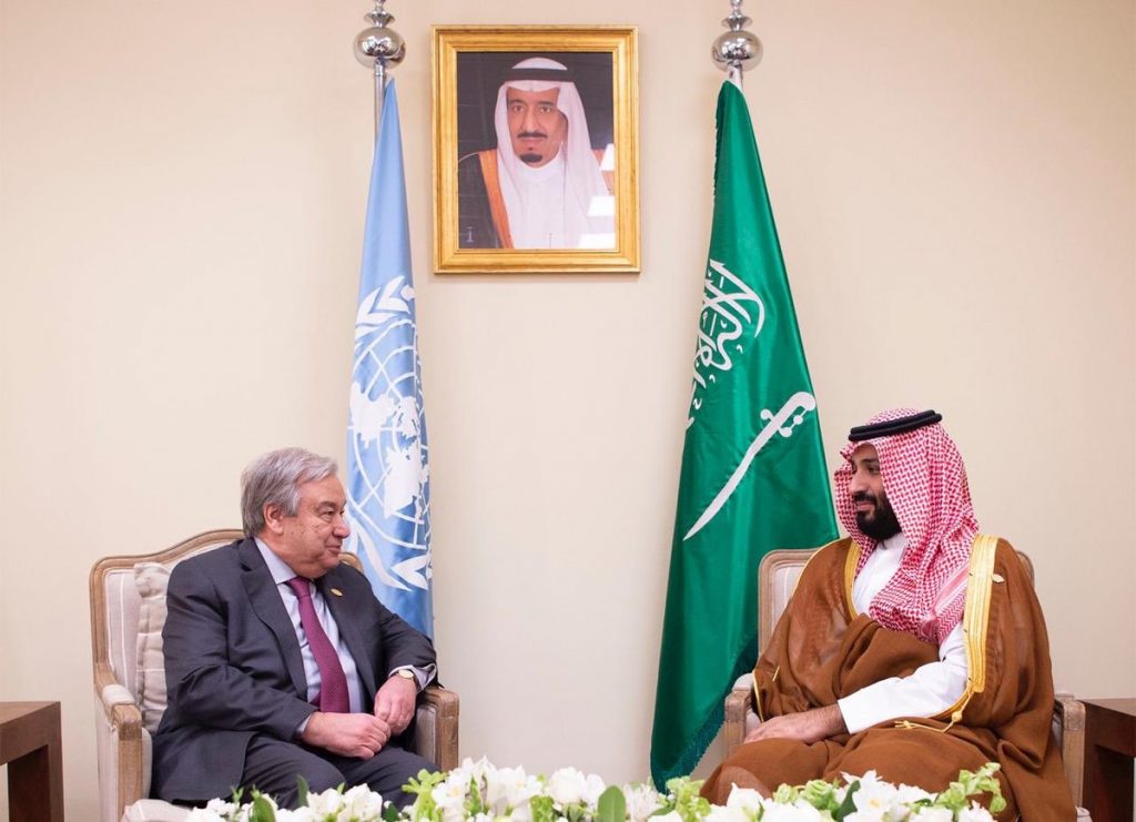 ولي العهد الكويتي يلتقي الرئيس الأوكراني على هامش أعمال القمة العربية الـ32 في جدة 1 ولي العهد يلتقي الأمين العام للأمم المتحدة على هامش قمة العشرين1684511223