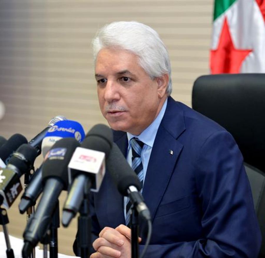 رئيس الحكومة الجزائرية: جار الانتهاء من إعداد مشروع قانون جديد للتأمينات لعرضه على البرلمان 1 0408a2293faf36ad52407dd4fbf08a03 XL1685359444