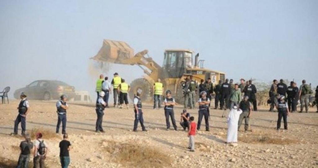 السلطات الإسرائيلية تهدم قرية "العراقيب" مسلوبة الاعتراف بالنقب للمرة الـ 217 منذ عام 2010 1 11f875e38dc8759c440ad1a1c62bf03d1685457603