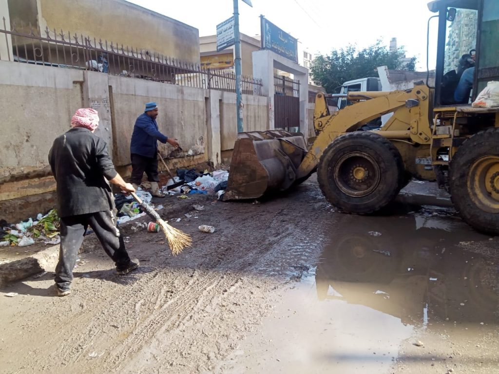 محافظ الدقهلية: رفع 525 طن أتربة وقمامة ومخلفات صلبة بالمنطقة الصناعية ونطاق مركز المنصورة 1 147015690 3821485381252820 8263925636236166978 o1685460303