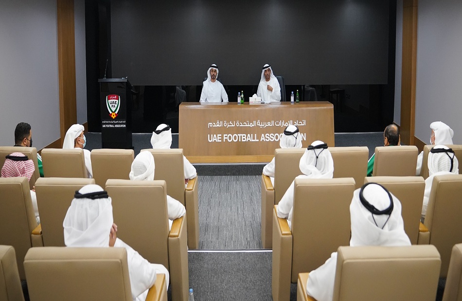 لجنة الحكام باتحاد الكرة تجتمع لتحليل الحالات التحكيمية 1 19 2021 637539142034248636 4241683820382