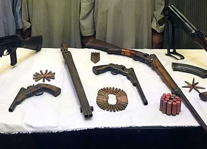 ضبط 3 عناصر إجرامية بحوزتهم 9 بنادق وفرد خرطوش و3 طبنجات قبل ترويجها بالقاهرة والجيزة والشرقية 1 19 2021 637747414631923508 1921684424525