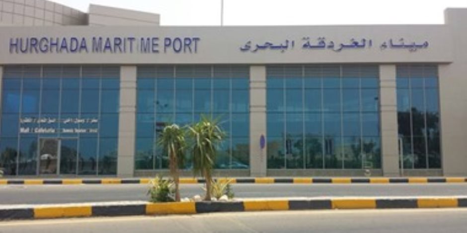 جمارك مطار الغردقة الدولي تضبط محاولة تهريب كمية من مخدر الماريجوانا 1 2018040204543354331684255803