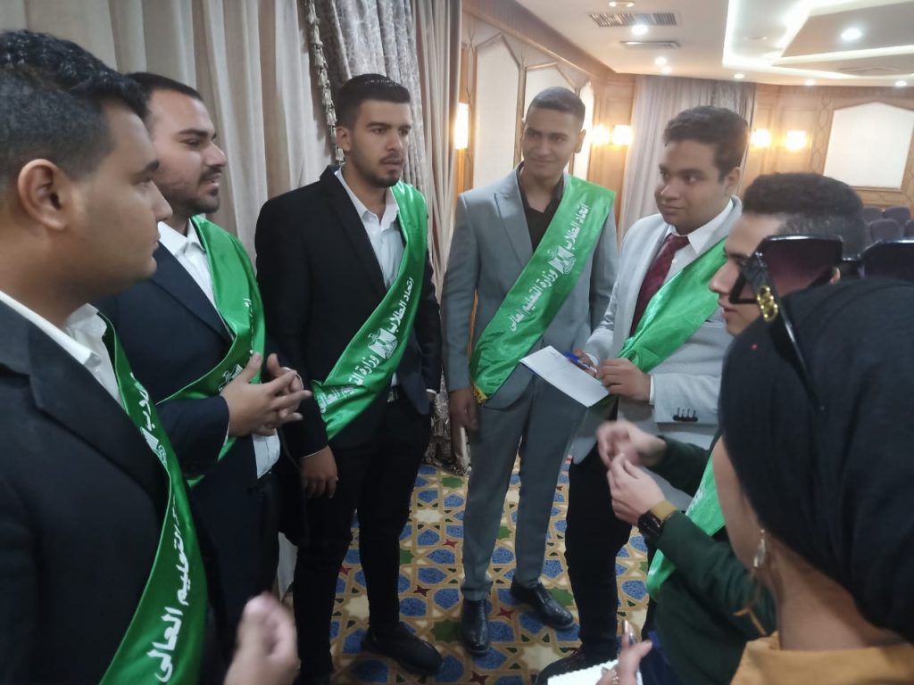الشباب تختتم فعاليات برنامج "رؤية شبابية " لمجابهة التطرف بالتعاون مع مشيخة الأزهر الشريف 1 2021 637745766252404097 2401683897182