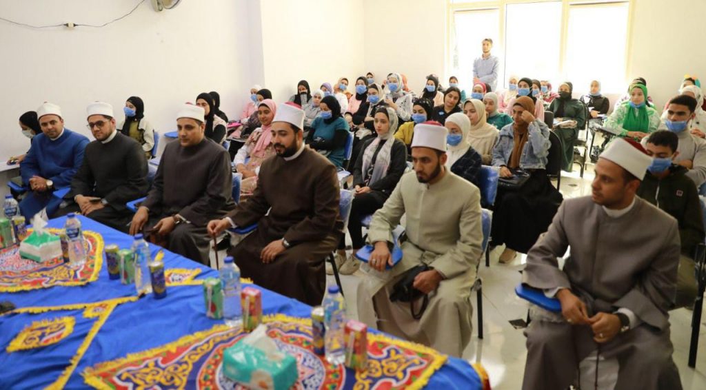 مركز الأزهر للفتوى الإلكترونية يختتم دورته التدريبية لشباب المعاهد العليا بالتعاون مع "الشباب والرياضة" 1 2022 638049874071647618 1641684081863