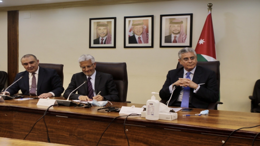 فلسطين توقع 3 اتفاقيات مع البنك الدولي وألمانيا لتمويل مشاريع بقيمة 103 ملايين دولار 1 323329 18 16233324571684341063