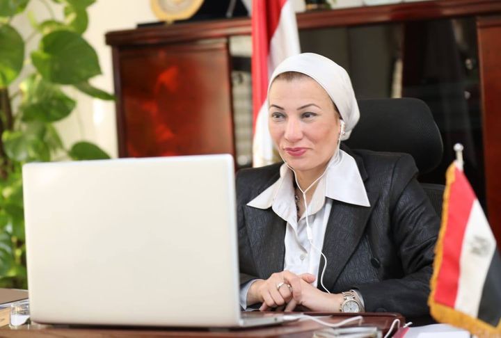 وزيرة البيئة: حريصون على خلق آليات توفير المناخ الداعم لتنفيذ منظومة المخلفات والاستثمار فيها 1 497151684052405