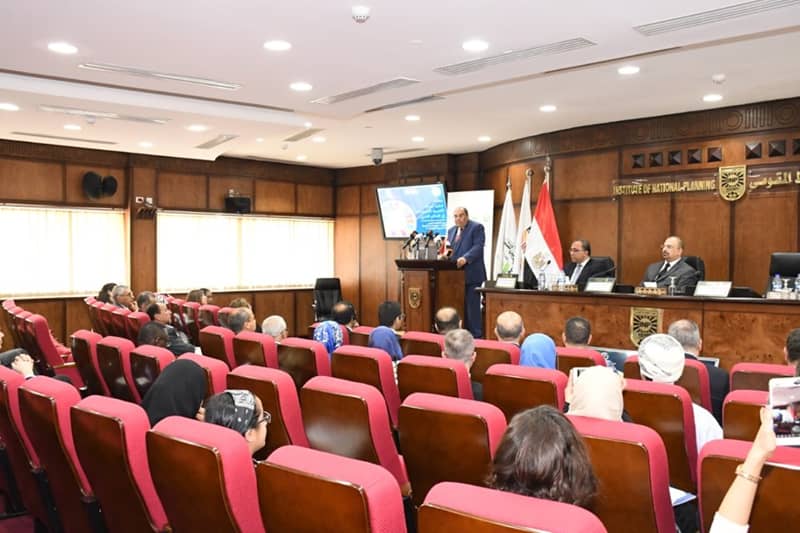 وزارة التخطيط تعقد ورشة لبحث الخطوات التنفيذية للمرحلة الأولى من مُبادرة "القرية الخضراء" 1 64859016 1285730688271960 6610885795978936320 n1684494663