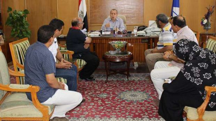 محافظ دمياط تثمن التعاون مع منظمة العمل الدولية في تنفيذ برامج تحقق التنمية المستدامة 1 865995314694365781685454484