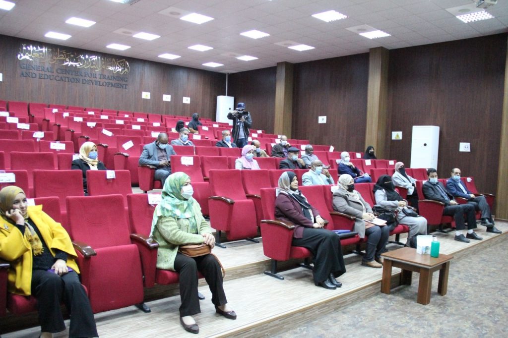 الإيسيسكو تعقد دورة تدريبية لتأهيل العاملين في التعليم العربي الإسلامي بغينيا 1 ICESCO Lybia 41684254603