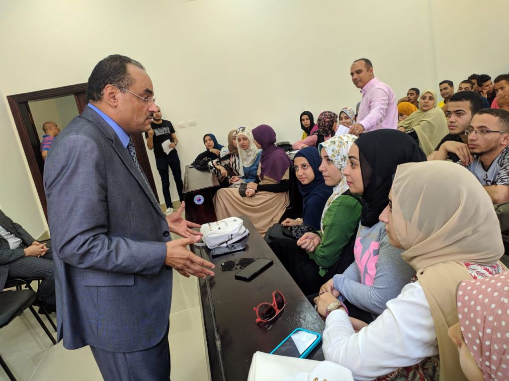 رئيس جامعة بني سويف التكنولوجية: حريصون على المشاركة الفعالة في البرنامج الاقتصادي لتمكين المرأة 1 IMG 20190927 WA0017