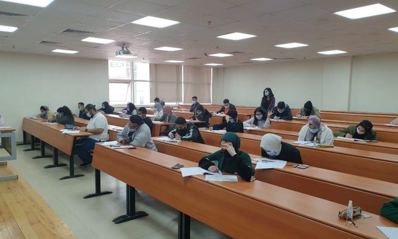 الجامعة المصرية الصينية تنظم ورشة عمل للتعرف على جهاز طبي يتنبأ بإصابات اللاعبين 1 IMG 20210228 WA00011684237743