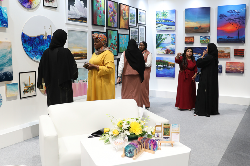تكريم فنانات من 35 دولة في ختام الملتقى الأول للتمكين بالفن بمتحف الحضارة 1 NoonArtsAward i42 c1 07 03 25 07 10 2020 i42 c2 09 12 24 03 03 20211685180884