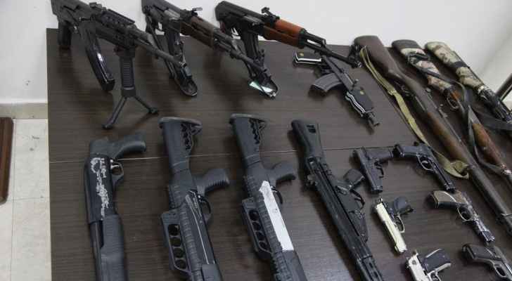 الأمن العام يضبط 137 سلاحا ناريا و308 قضايا مخدرات وينفذ نحو 82 ألف حكم قضائي خلال 24 ساعة 1