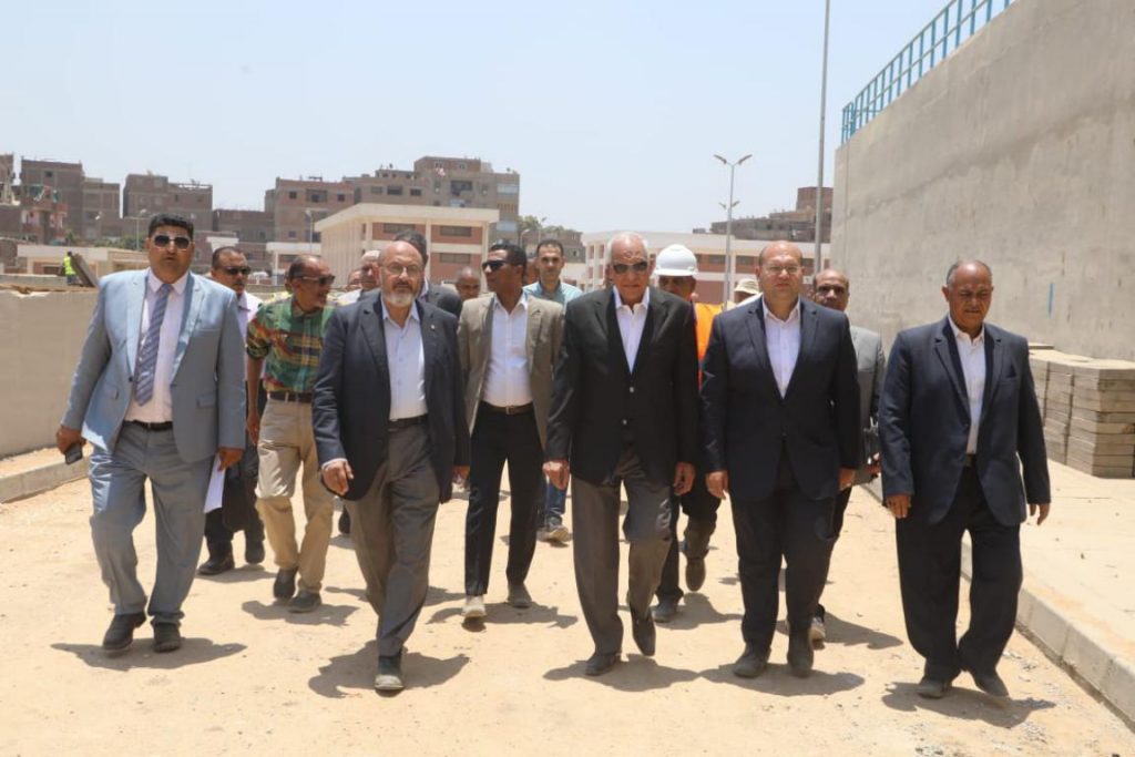 محافظ الجيزة يتابع نسب تنفيذ الأعمال الإنشائية للمرحلة الرابعة بمشروع الجبانات 1 mini WhatsApp Image 2022 06 17 at 101684842663