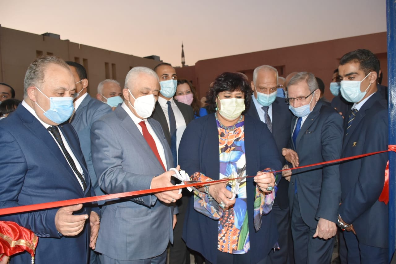 وزيرا الاتصالات والتربية والتعليم ومحافظ الوادي الجديد يفتتحون مدرسة WE للتكنولوجيا التطبيقية 1 whatsapp image 2020 12 09 at 81358 pm1685298063