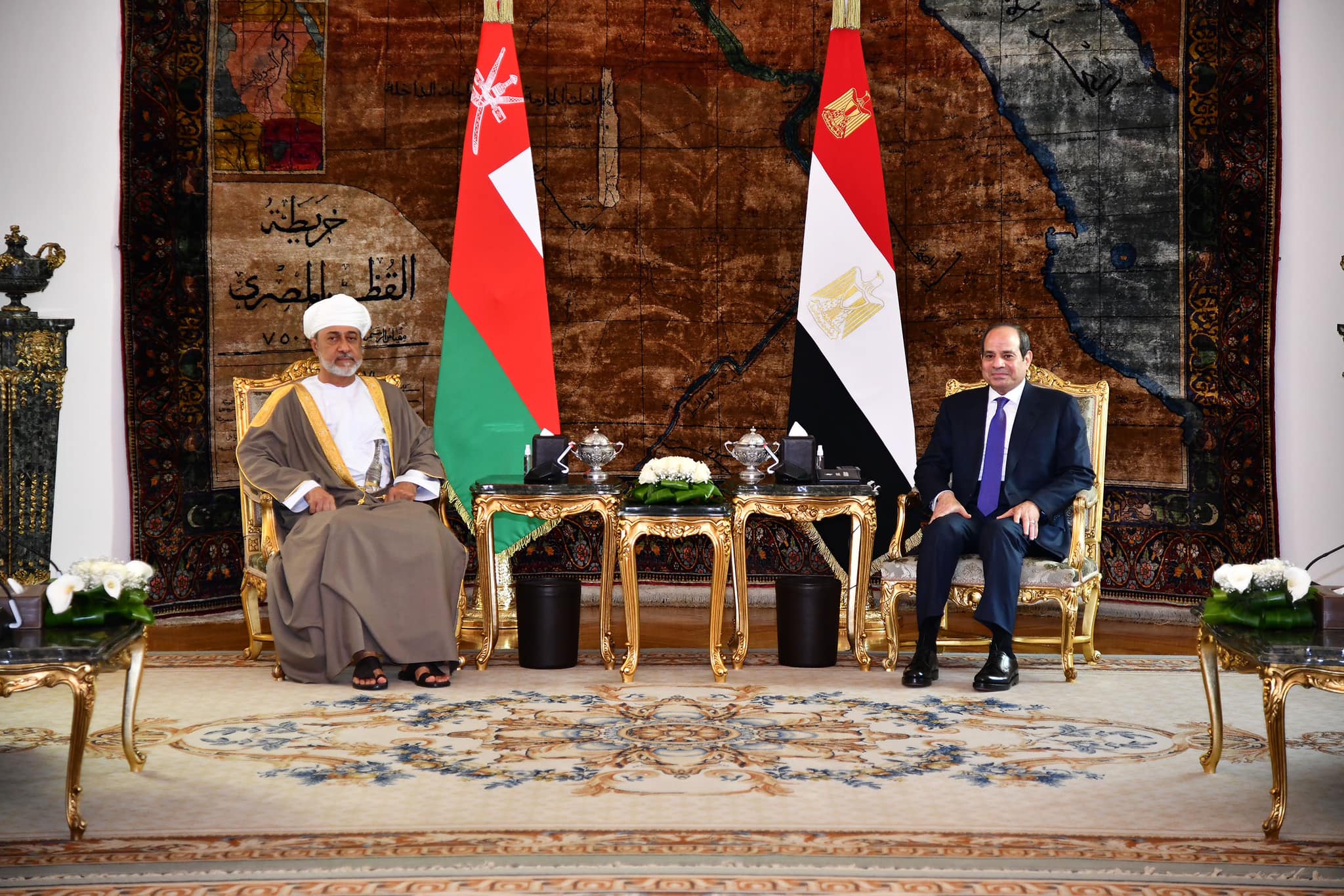 الرئيس وسلطان عمان1684696086