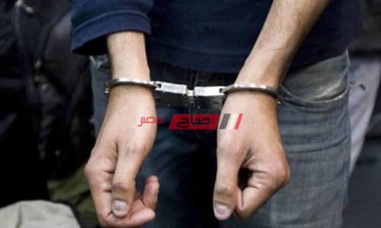 فى ضربة أمنية حاسمة.. ضبط عنصر إجرامي بمطروح بحوزته 20 بندقية خرطوش وكمية من مخدر الحشيش بقصد الإتجار 1 القبض على عنصرين1684229524