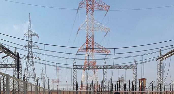 خط كهرباء برج العرب1685135463