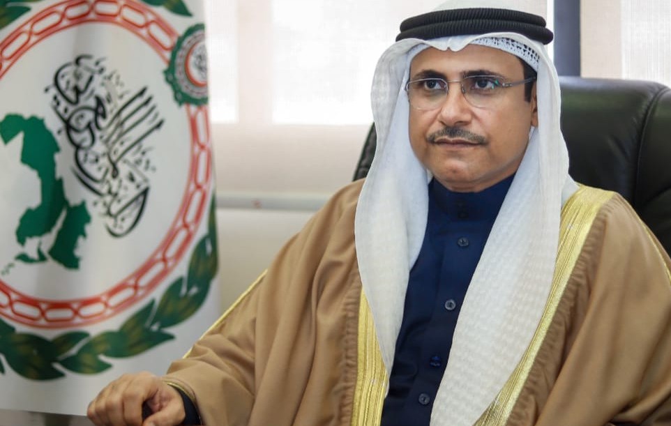 رئيس البرلمان العربي يدعو إلى ضرورة تعزيز العلاقات العربية - الإفريقية 1 رئيس البرلمان العربي يدين الانفجار الذي وقع بمقديشو ويدعو لمساندة جهودها في محاربة الإرهاب1686841863