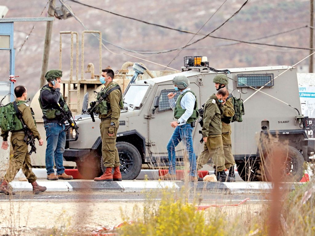 مواجهات بين الفلسطينيين والاحتلال شمال الضفة الغربية.. ومُستوطنون يُقيمون بؤرة جديدة 1 شهيد فلسطيني بينران الاحتلال جنوب نابلس 1536x11521685871363