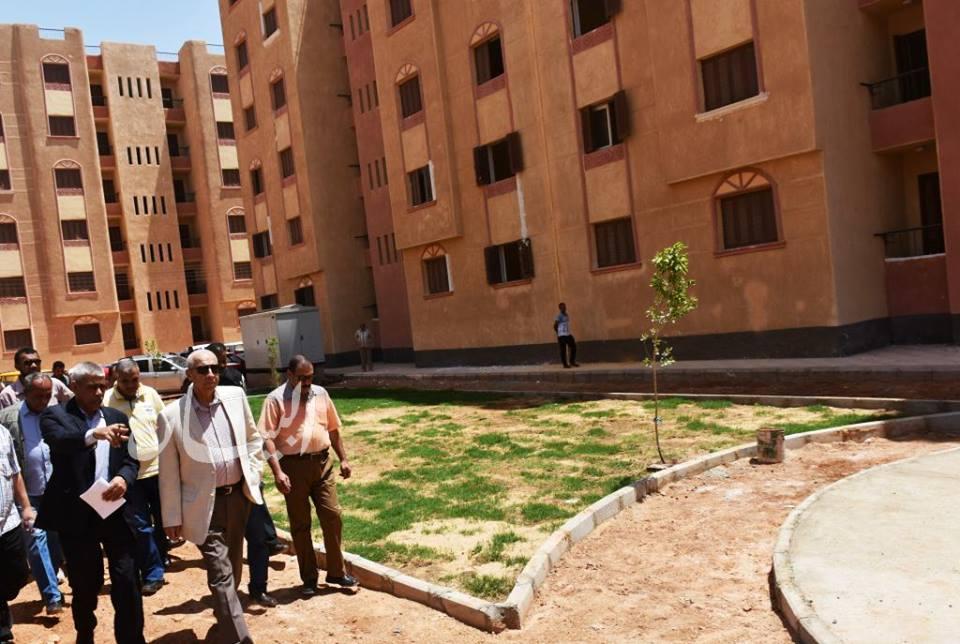 محافظ أسوان: بدء إجراءات التعاقد على الوحدات السكنية بمنطقة الصحابي 1 صد1686763804