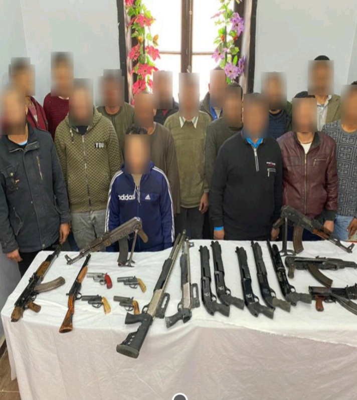 حملة أمنية بأسيوط لضبط المواد المخدرة والأسلحة النارية غير المرخصة والهاربين من الأحكام 1 ضبط متهمين من حائزي المخدرات1686047762