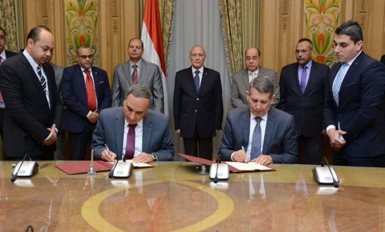 توقيع بروتوكول تعاون بين نقابة الصحفيين وجمعية الصحفيين العمانية 1 1 11685965384