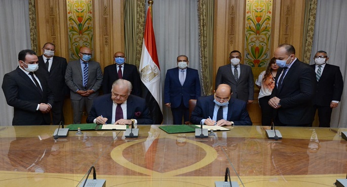 وزير الدولة للإنتاج الحربي يشهد إجراءات التشغيل التجريبي لعدد من منتجات مصنع إنتاج وإصلاح المدرعات 1 116465830 1670905856421106 6939736683717068121 o1687250403