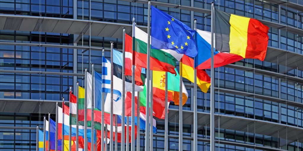 المفوضية الأوروبية تعتمد توجيهات استئناف مفاوضات اتفاقية المعادن الجرحة مع الولايات المتحدة 1 1532012051blobid01686763863