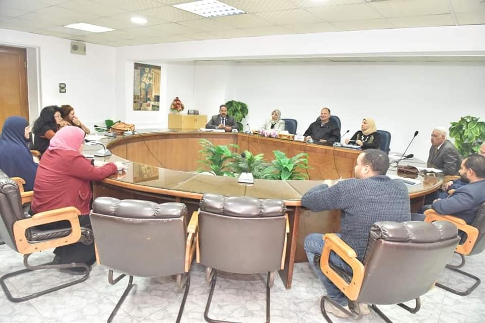 محافظ أسيوط: الحكومة تولي اهتمامًا بتقديم خدمات أفضل بكافة القطاعات الخدمية 1 19 2020 637191811293834590 3831685959863
