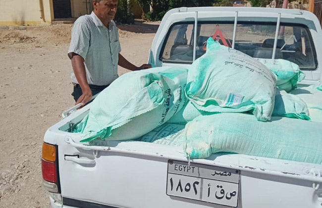 ضبط 1550 طن دقيق بلدي مدعم بحوزة مدير مسئول عن مخبز بلدي بنية بيعها بالسوق السوداء 1 19 2020 637338663557925769 7921687163643