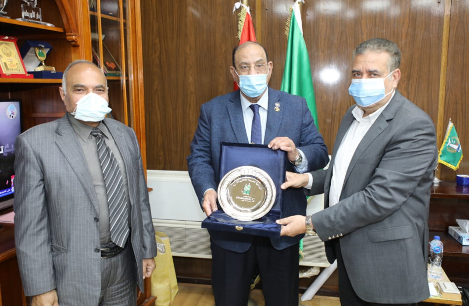 محافظ المنوفية يدعو القطاع الخاص والمؤسسات الأهلية بالمشاركة في المشروعات الخضراء والذكية 1 19 2021 637508911828636025 8631687091044