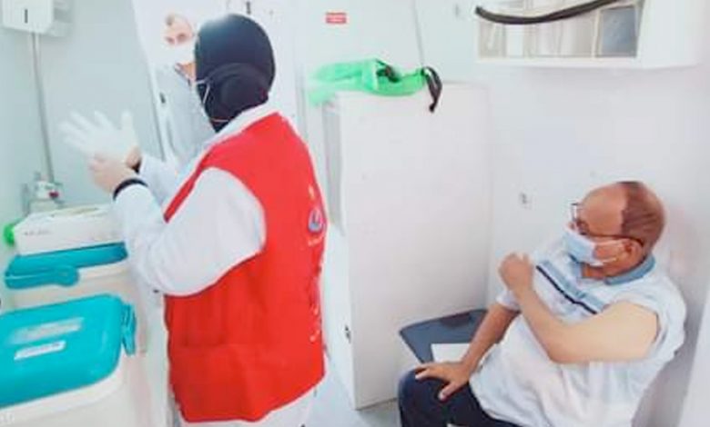 الفلبين: بدء تطعيم كبار السن والعاملين في المجال الطبي باللقاحات ثنائية التكافؤ المضادة لـ "كورونا" 1 19 2021 637581810003547228 3541687416125