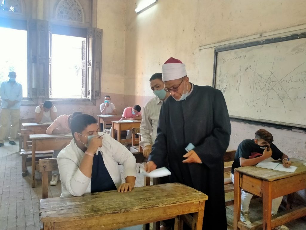 طلاب الشهادتين الثانوية الأزهرية والبعوث يؤدون الامتحانات وسط التزام واستقرار باللجان 1 19 2021 637629163564685831 4681686499263