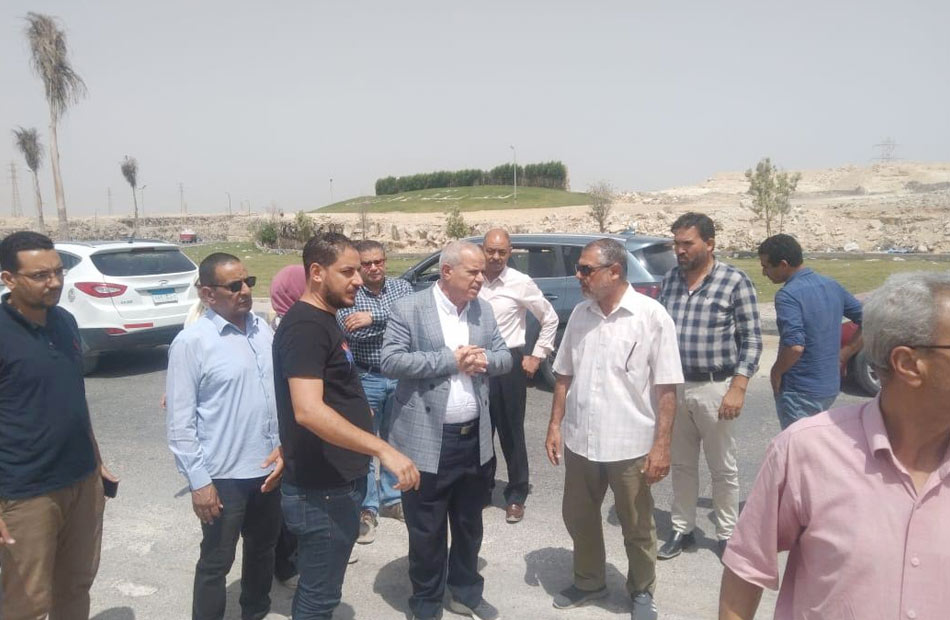 مسئولو "الإسكان" في جولة تفقدية لمتابعة أعمال التطوير الجارية بمدينة 15 مايو 1 19 2023 638229415249470529 9471687339923