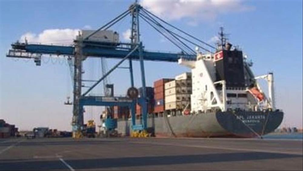 إعادة فتح موانئ السويس والزيتيات وانتظام الحركة الملاحية بموانئ البحر الأحمر 1 201801191228540571685644203