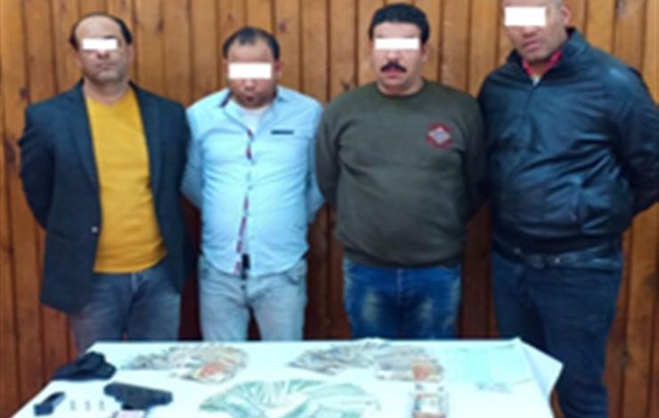 ضبط 5 أشخاص منهم 3 أجانب لتكوينهم تشكيلا عصابيا تخصص في الاتجار بالأقراص المخدرة بالقاهرة 1 2018 12 30 14 29 2 541686480664