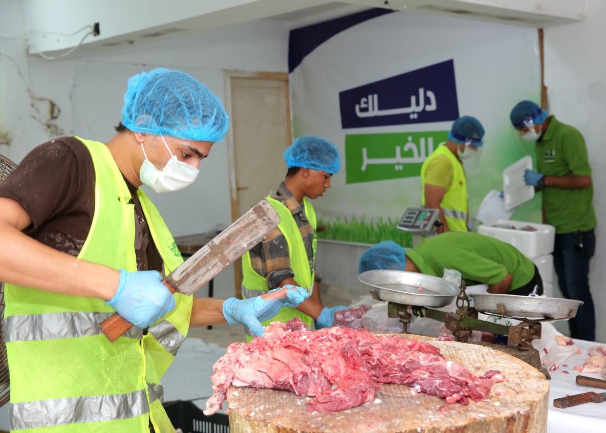 تضامن قنا: توزيع 1200 كجم لحوم مجانًا على 600 من الأسرة الأكثر احتياجا بقرى المحافظة 1 2020 637322269711471333 1471686672723