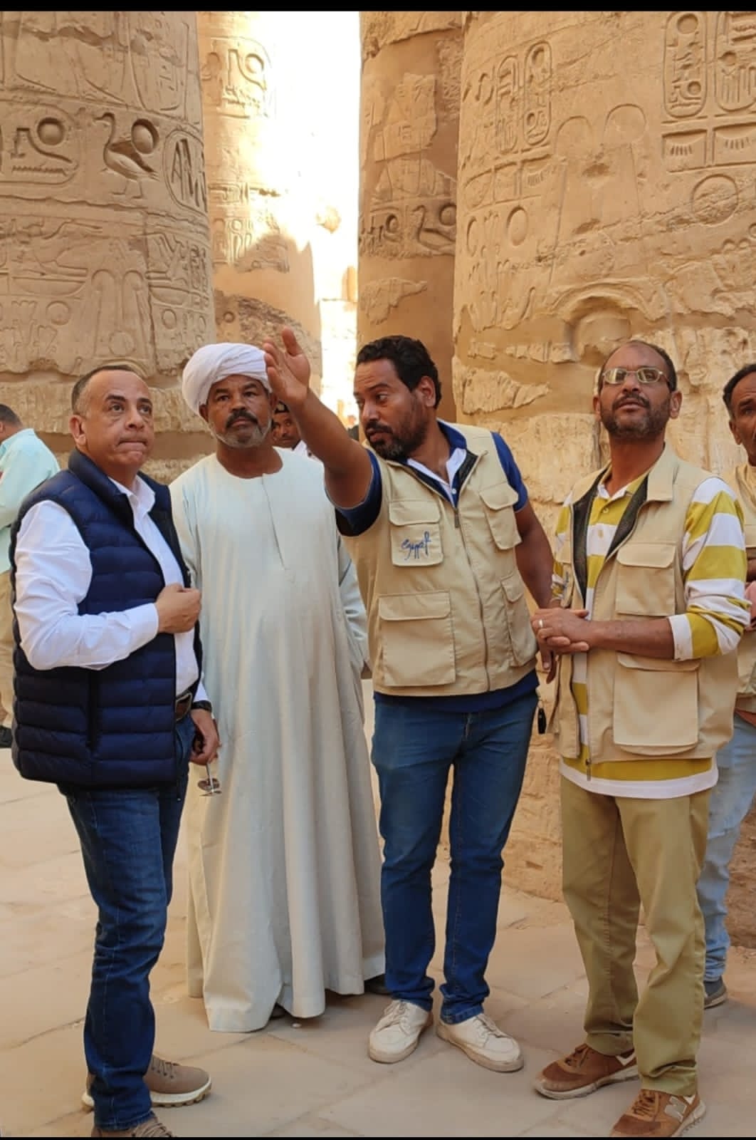 أمين عام المجلس الأعلى للآثار: قرينة الرئيس الأمريكي كانت سعيدة بزيارة الأهرامات 1 2022 638036942410812026 811685826663