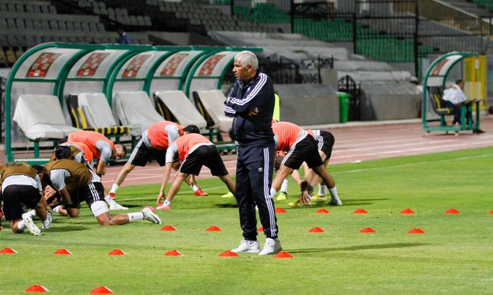 وصول السويسري "فريتز شميد" للقاهرة لتولي مهام المدير الفني لقطاع الناشئين بالزمالك 1 272759 611311136345 34022754 42496863 923592 105236976429 4371932694 512356551687362783