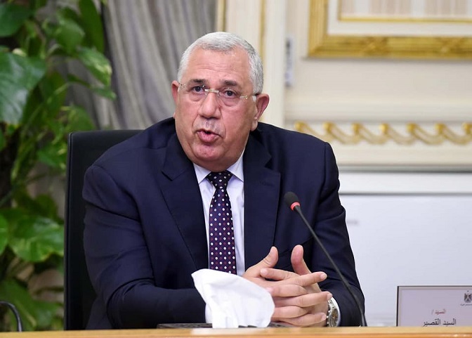 وزير الزراعة: الإفراج عن 160 ألف طن أعلاف بحوالي 82 مليون دولار خلال أسبوع 1 275299179 355055416664885 8784000143542062392 n1687157164