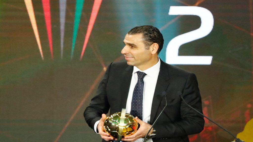 الرئيس الجزائري يهنىء اتحاد العاصمة بعد التتويج بكأس الكونفدرالية الأفريقية 1 308C0F19 DD37 40BD A2B6 833D38CBBD241685833683