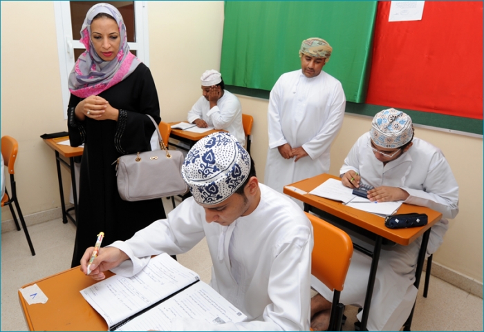 تعليم الجيزة: أكثر من 86 ألف طالب يؤدون امتحانات الثانوية العامة بالمحافظة الاثنين القادم 1 4193961686314403