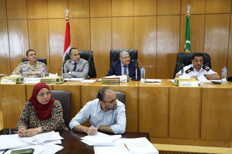 محافظ السويس يوجه برفع درجة الاستعداد لاستقبال امتحانات شهادة الثانوية العامة 1 5402561685995083