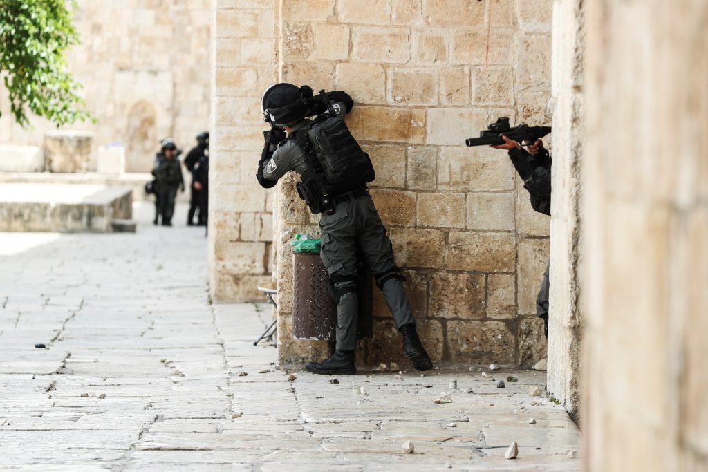 الرئاسة الفلسطينية: مجازر إسرائيل تجر المنطقة إلى مربع العنف 1 60a7d2fd4c59b70e1a36a3511687170663