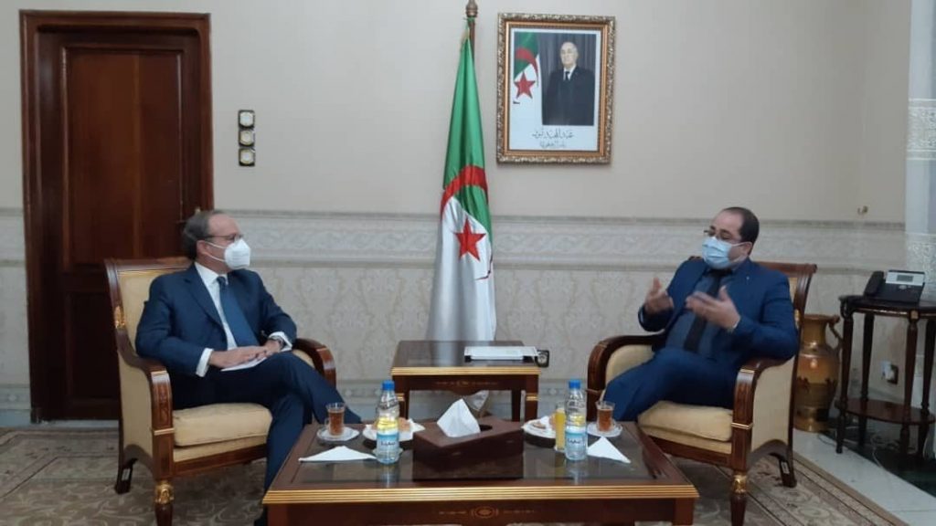 الجزائر وإيطاليا تؤكدان أهمية التنسيق المشترك لنشر الأمن والاستقرار في البحر الأبيض المتوسط 1 621303356ec4c7383dc72aaa2d886f831687298105